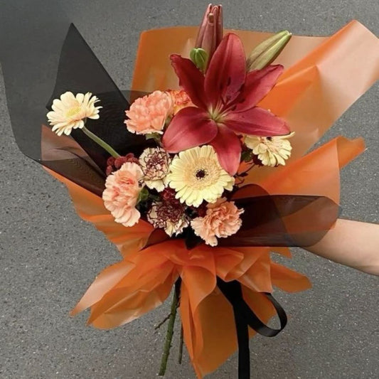 Bouquet de lirios, claveles y  gerberas